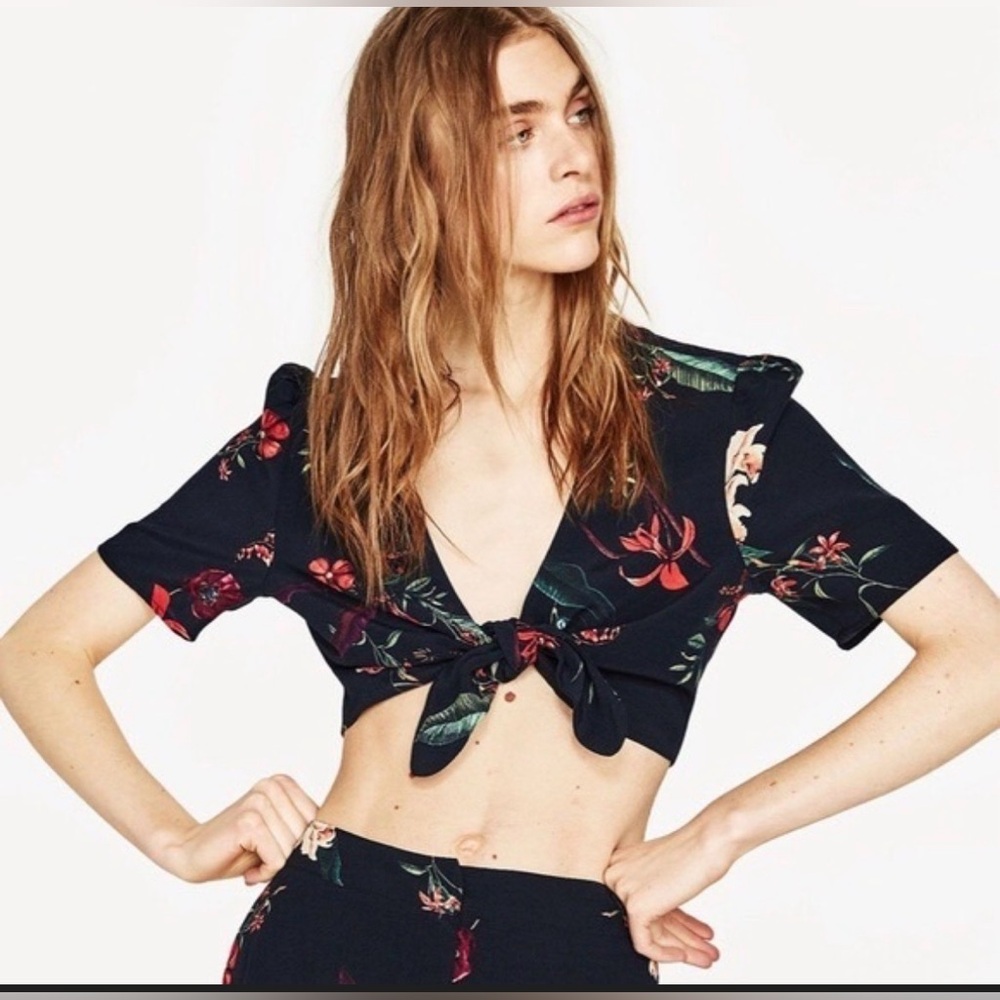Zara Floral Navy Blue Women's Crop Top